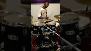 Miniature : un bon batteur 👊
