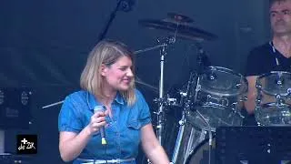 Miniature : Chanteuse passionnée depuis 20 ans – Extrait live soul/funk avec SEVEN