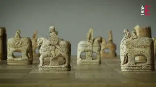 Miniature : Le jeu d’échecs de Charlemagne – Histoire du jeu à travers les siècles