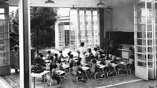 Miniature : Audio photos Ecole de plein air Un pavillon de classe