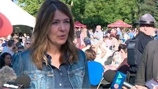 Miniature : Alberta Premier Danielle Smith speaks with reporters – July 16, 2026