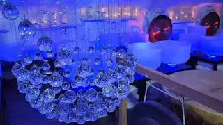 Miniature : CRISTAL MOMENTUM