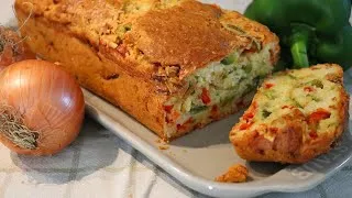 Miniature : Cake aux poivrons, oignon et emmenthal - Idéal pour l'apéro