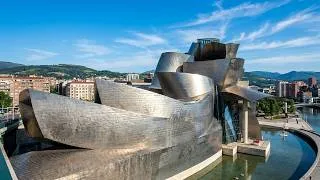 Miniature : Guggenheim Bilbao: The Wild Masterpiece That Saved a City
