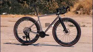 Miniature : Un Gravel en Titane Optimisé Pour la Course | CYKL Bike Check