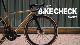 Miniature : Le Diable est Dans les Détails | Bike Check CYKL SWIIFT