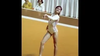 Miniature : Nadia Comaneci, une légende de la gymnastique artistique