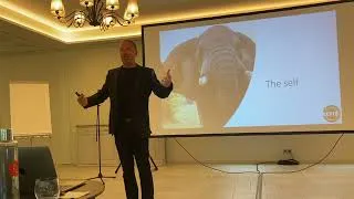 Miniature : The power of a brand helps achieving our self realisation