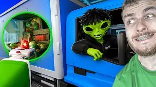 Miniature : ROBLOX JE VENDS DES CHOSES ILLÉGALES  (la police ma eu)