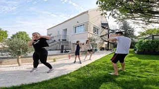 Miniature : Cours de boxe (kick-boxing, muay thaï, anglaise,...) pour toute la famille