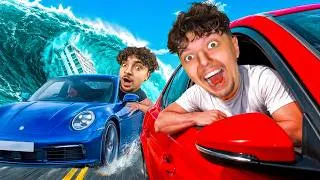 Miniature : Le Premier qui ECHAPPE au TSUNAMI Gagne ! (ft. Clinko)