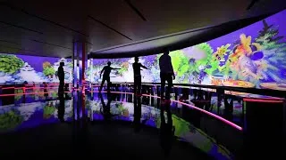Miniature : Expérience immersive et interactive "Planète Sapin" par Galeries Lafayette