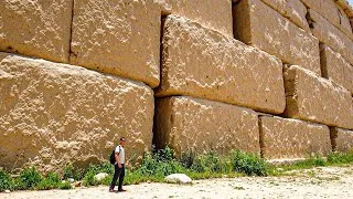 Miniature : Le gigantesque mystère de Baalbek expliqué! Comment ont ils déplacé des pierres de 1500 TONNES