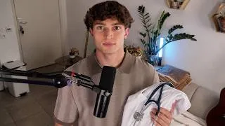 Miniature : J'ai arrêté médecine après 8 ans.
