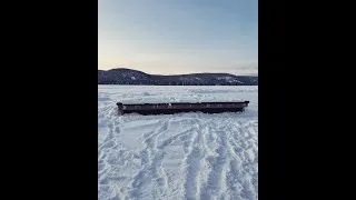 Miniature : Comment fabriquer un quai flottant sur la glace. 16'large x24' long