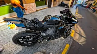 Miniature : SA YAMAHA R1 PEUT PLUS ROULER COMME ÇA… 🤦🏻‍♂️💨 Motovlog à Paris ☀️