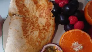 Miniature : Sandwich tortilla et omelette au fromage