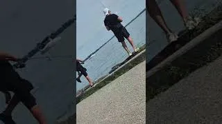 Miniature : Un autre vidéo de moi au bord de l'eau 