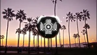 Miniature : Bad Bunny - DÁKITI [BASS BOOSTED]