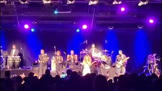 Miniature : Kim - Confidence - Lotus Tour