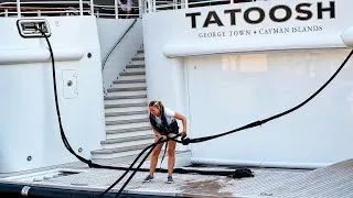 Miniature : BEAUTiFUL LADY CREW WORKING IN THE STERN OF TATOOSH SUPERYACHT READY FOR DEPARTURE ! @emman25MC 