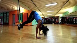 Miniature : La technique TRX : Reverse Crunch & Atomic Pike
