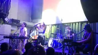 Miniature : BEATS MODERNOS!! LA BANDA DE CHARLY GARCÍA,  VALENCIA 18/11/2025 PARTE 2🎹🎸🥁🎷🎶🎷🎼