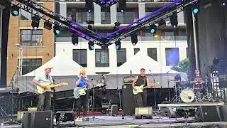 Miniature : Requin Chagrin - 20 juin, 2026 - Francos de Montréal