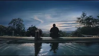 Miniature : DEPUIS LA COLLINE (CLIP OFFICIEL)