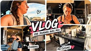 Miniature : Peu de sommeil. Nettoyage.dedicace. blabla ..de vendredi 10 à lundi 13 juillet VLOG 💜