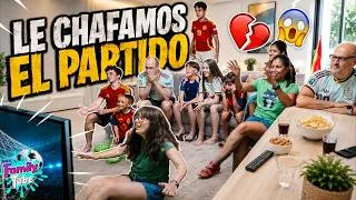 Miniature : Nos Colamos en Casa de Nuestros Amigos en el Mundial de Futbol