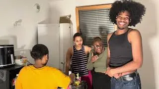 Miniature : VLOG: UNE JOURNÉE AU BOULOT | FARIDA ET AMBRE 