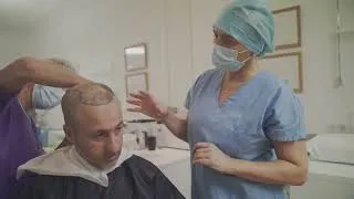 Miniature : Comment se déroule une greffe de cheveux ?