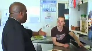 Miniature : EMBROUILLE ENTRE RUBEN ET LE SERVEUR DANS CAUCHEMAR EN CUISINE