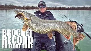 Miniature : Brochet record en float tube avec la S'Trout Soft