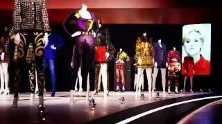 Miniature : Gianni Versace Retrospective - Exposition Paris