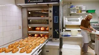 Miniature : 3am Inside a French Bakery : The Real French Bakery Experience (ASMR)