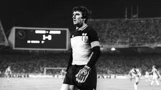 Miniature : Dino Zoff ● Super Dino [Greatest Ever Shot Stopper Goalkeeper]