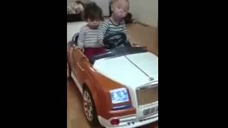 Miniature : Ce Jeune Couple Conduit complètement Défoncé
