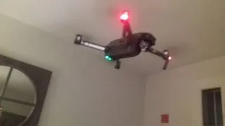 Miniature : Test à l'intérieur du drone de Franc63, en vue de ses futurs voyages.