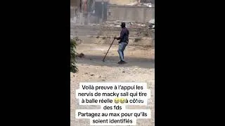 Miniature : les nervis et les policiers ensemble