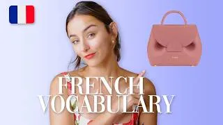 Miniature : French vocabulary lesson - What’s in my bag en Français ?