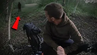 Miniature : Des Rencontres Les Plus Troublantes en Forêt Capturées Par Caméra