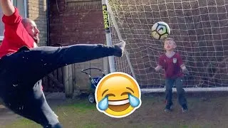 Miniature : NIÑOS EN EL FÚTBOL (Edición Trata de No Reírte) 🤭
