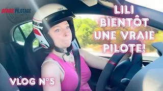 Miniature : Lili pilote!