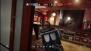 Miniature : Kill De Bonus Avec une FULL TEAM avec THERMITE (Rainbow Six Siege)