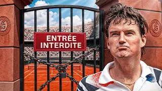 Miniature : Le meilleur joueur du monde a été banni de Roland-Garros.