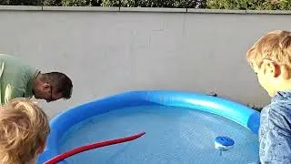 Miniature : Vider l'eau de sa piscine hors sol avec un tuyau (principe du siphon) 