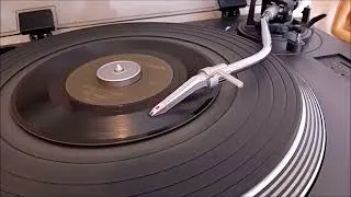 Miniature : Juan Amalbert & His Band ♫ Brok'tit Off In Harlem ♫ Golden Heart