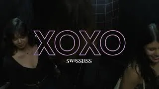 Miniature : XOXO Mini Brosse Chauffante Lissante de Swissliss - hairStore.fr
